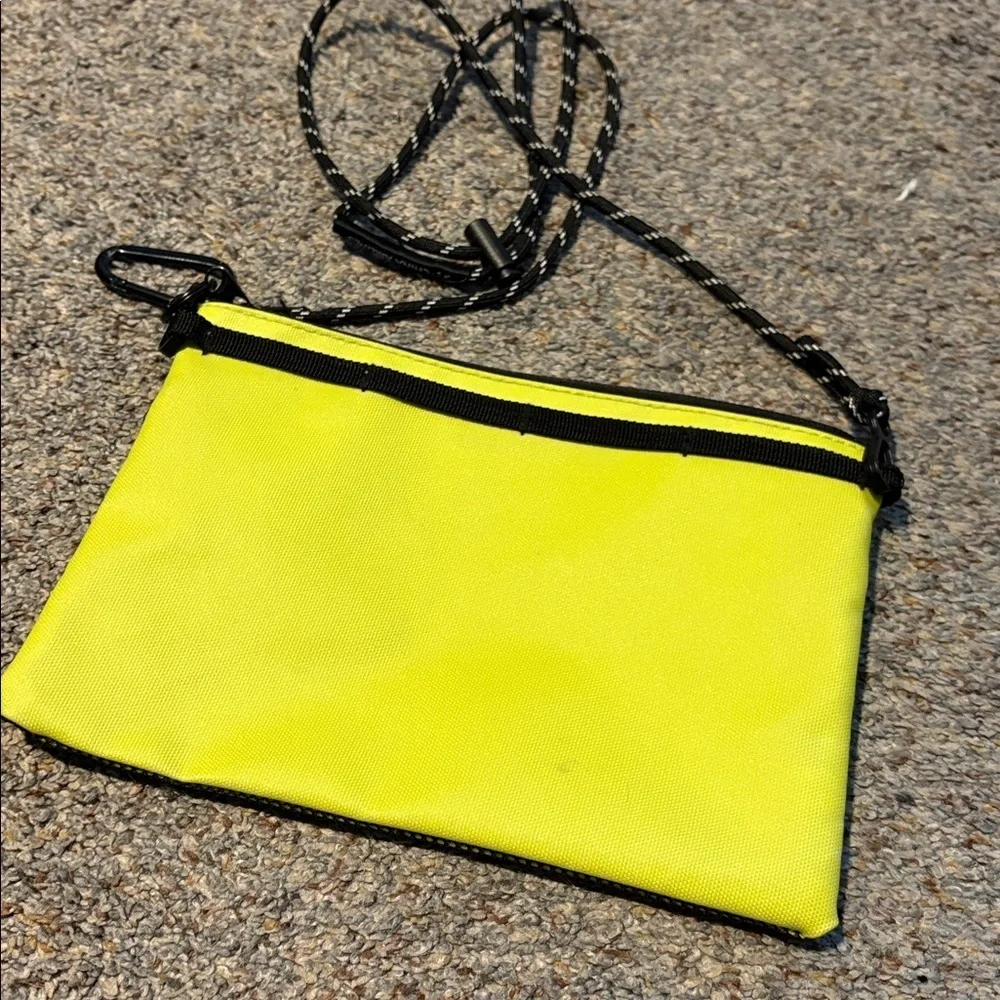 The North Face China Airlines Amenity Toiletry Bag